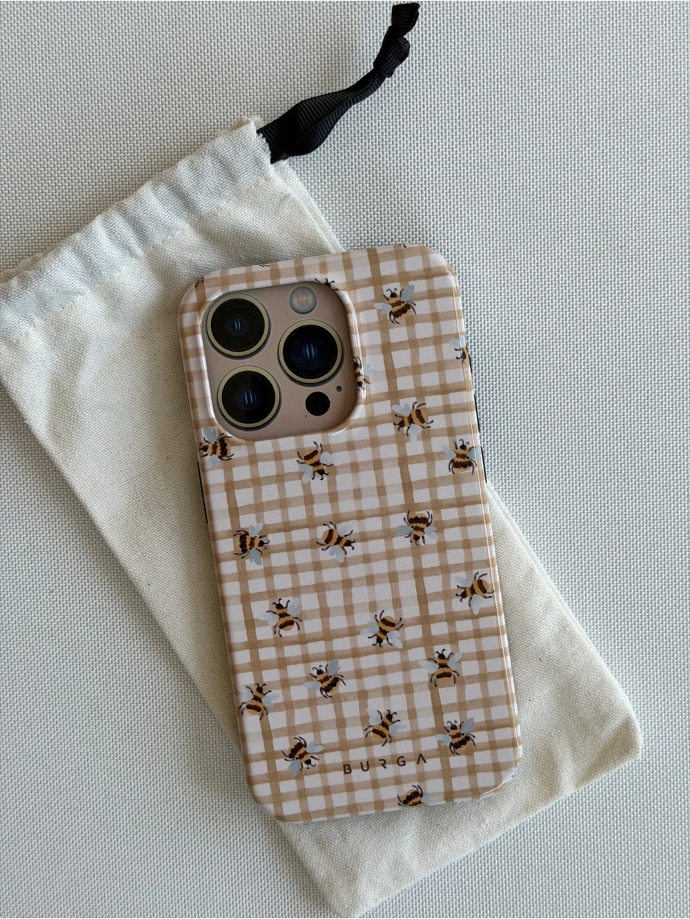 NWT Burga Honeycomb - iPhone 15 Pro Case